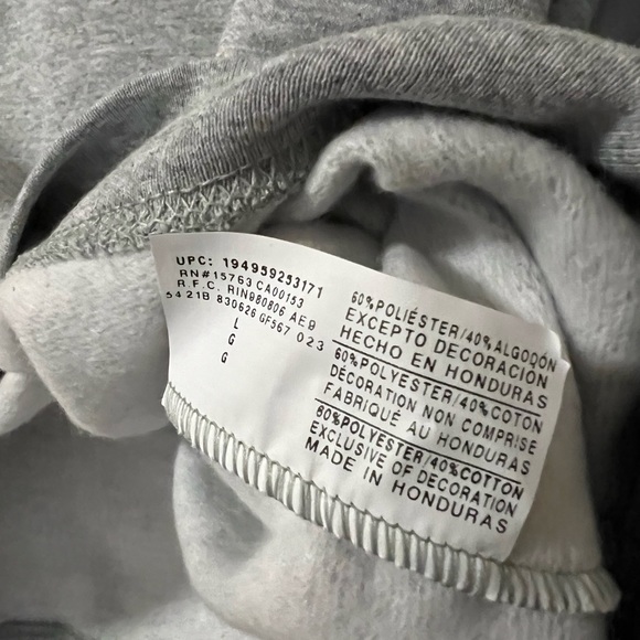 Champion sweatshirt size large NWT - Picture 6 of 9